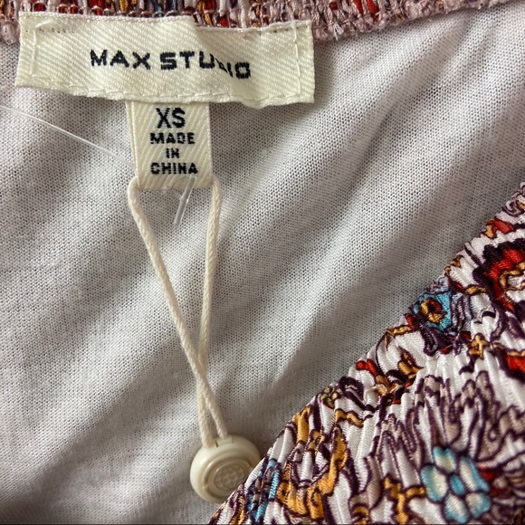 Max Studio woven mini skirt. - Picture 4 of 4